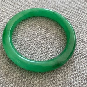 Jade bangle